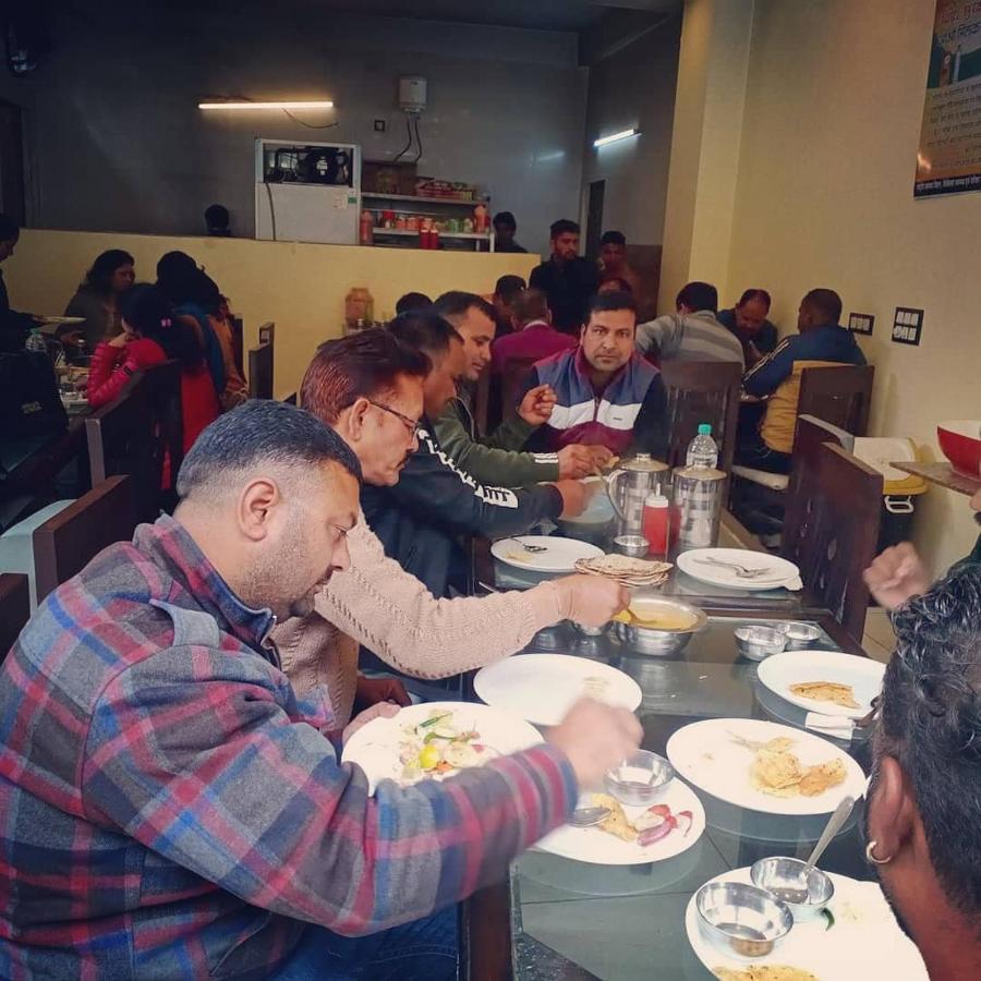Rahul Hotel & Restaurant Mussoorie Exteriör bild
