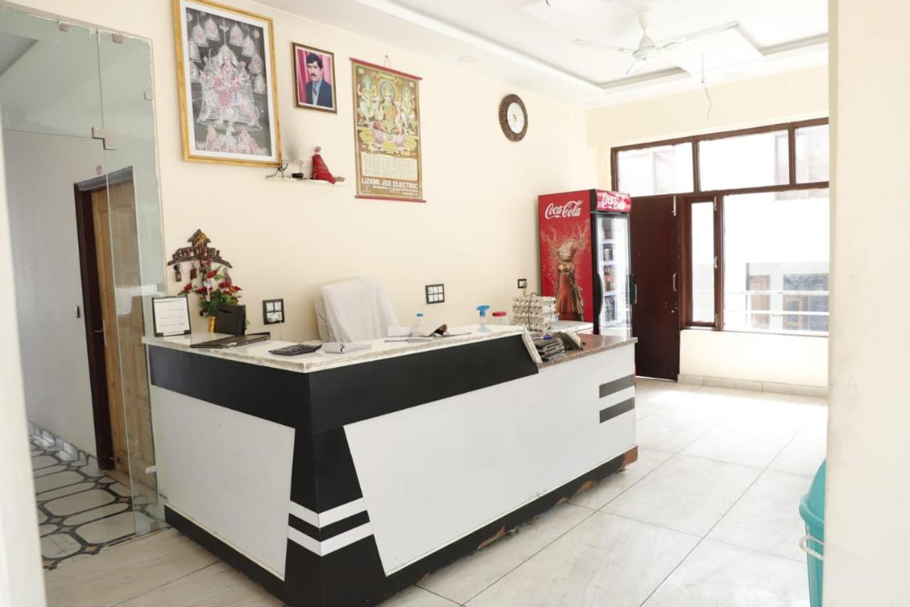 Rahul Hotel & Restaurant Mussoorie Exteriör bild